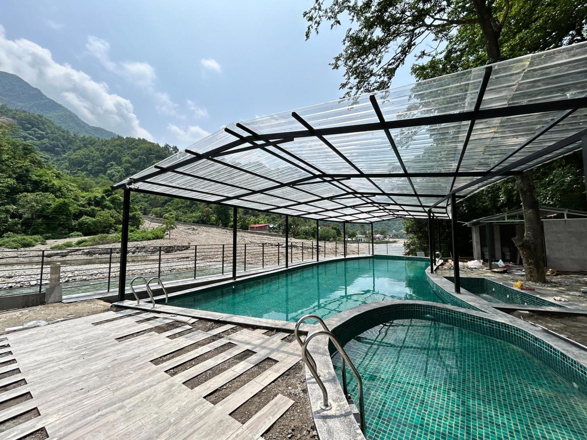Dls Divine River Resort And Spa, Rishīkesh Exterior foto